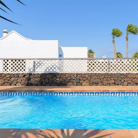 Marisol, Mojones * Tías