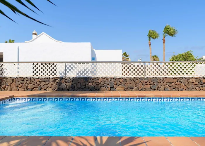 Marisol, Mojones * Tías